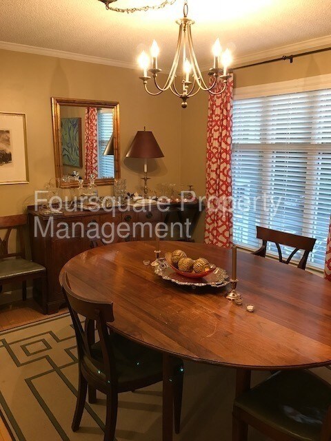 Foto del edificio - 1210 Westview Ln