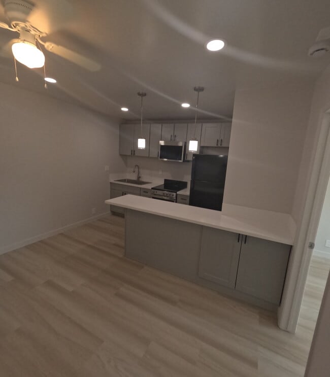 Foto del edificio - 2481 Ulric St