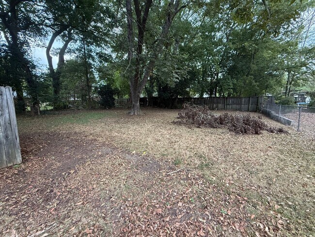 Foto del edificio - ** 4 Bed 2.5 Bath Located in Ridgefield** Call 334-366-9198 to schedule a self tour