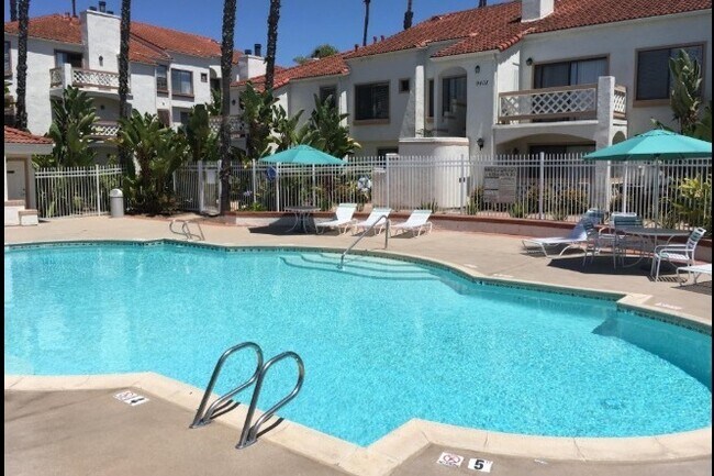 Pool - 9414 Twin Trails Dr