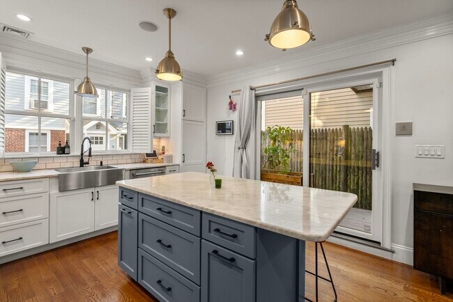 Foto del edificio - 2 Crystal Pl