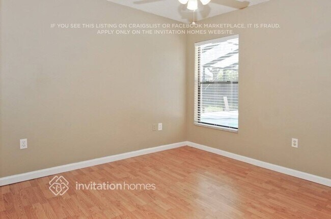 Building Photo - 7811 41st Ct E