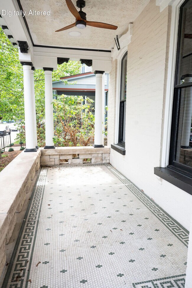 Foto del edificio - 275 S Limestone