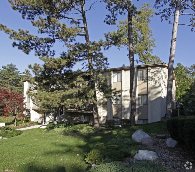 Paint Creek Village - Paint Creek Village Apartments