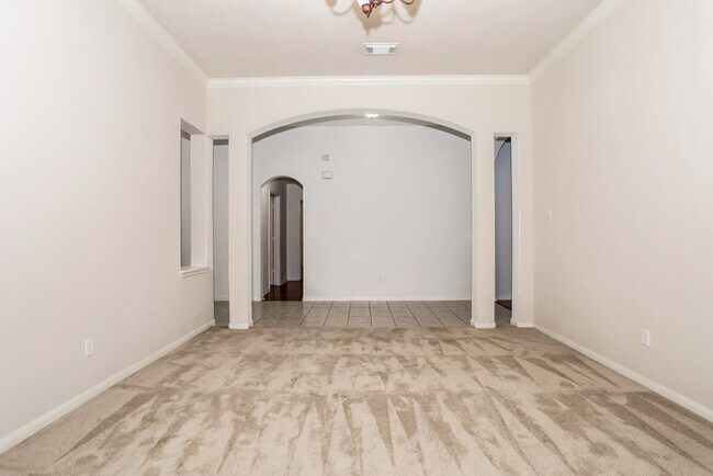 Foto del edificio - 28615 Hidden Cove Dr