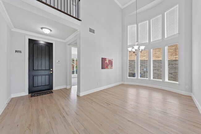 Foto del edificio - 505 Stone Oak Ln