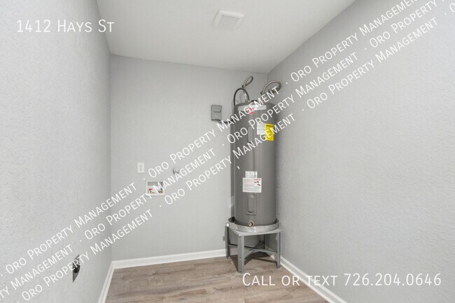 Foto del edificio - 1412 Hays St