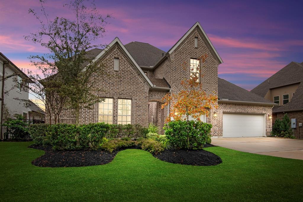 Primary Photo - 28684 Clear Woods Dr