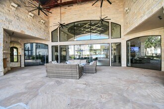 Building Photo - 6777 Sommerall Dr