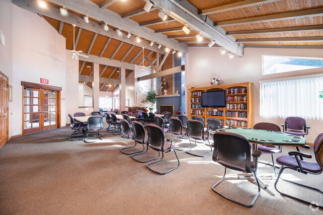 Oak Terrace Senior - Clubhouse with Card Room and Library - Oak Terrace Senior Apts