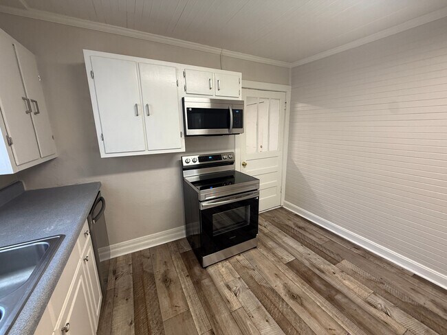 Foto del edificio - 1754 Poplar St