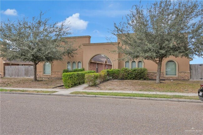 Foto del edificio - 6 Baltic Ave