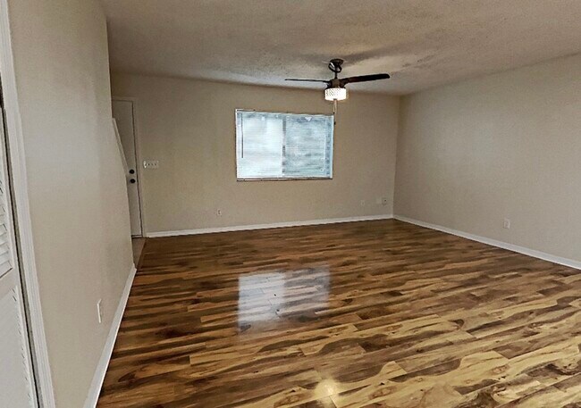 Foto del edificio - 6716 Magnolia Pointe Cir