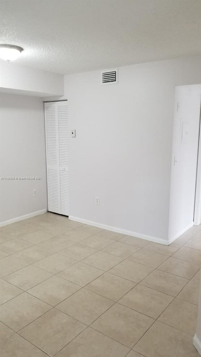Building Photo - 2071 Renaissance Blvd