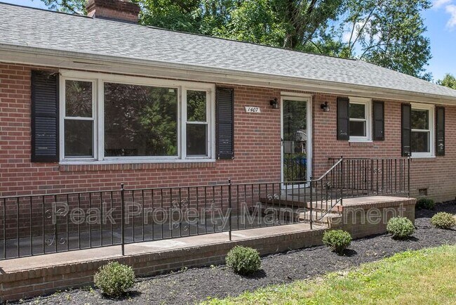 Building Photo - 1407 Northbury Ave.