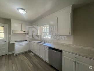 Building Photo - 105 Evelyn Dr