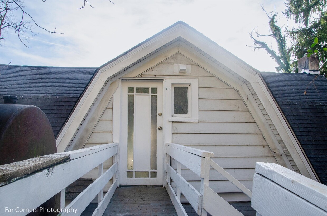 71 Hillside St, Canton, NC 28716 House Rental in Canton, NC