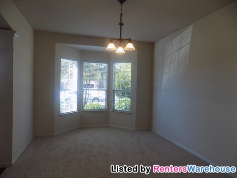 Foto del edificio - 11717 Larch Valley Dr