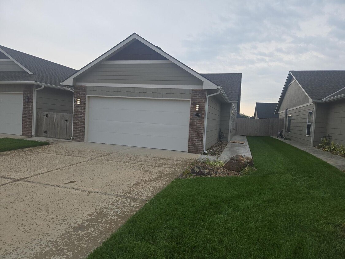 Foto principal - 12111/13 Cora