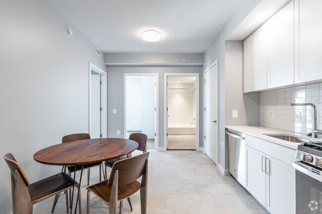 2HAB, 1BA - 700 ft² - The Lanes at Union Market