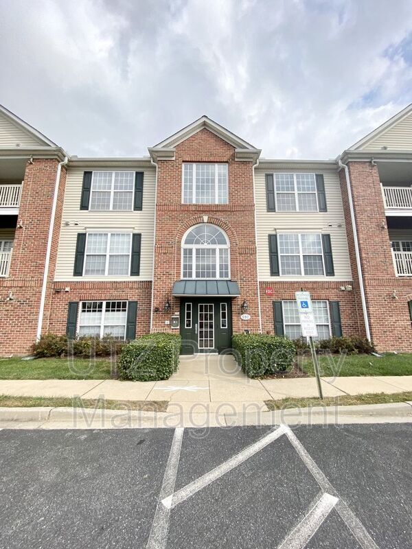 Primary Photo - 597 Cawley Dr