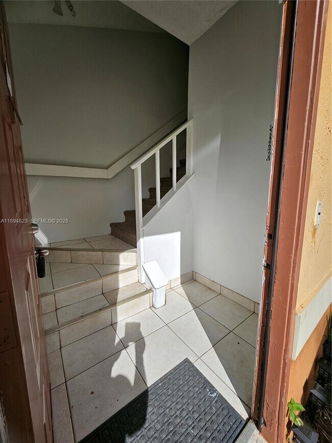 Foto del edificio - 2511 NW 56th Ave