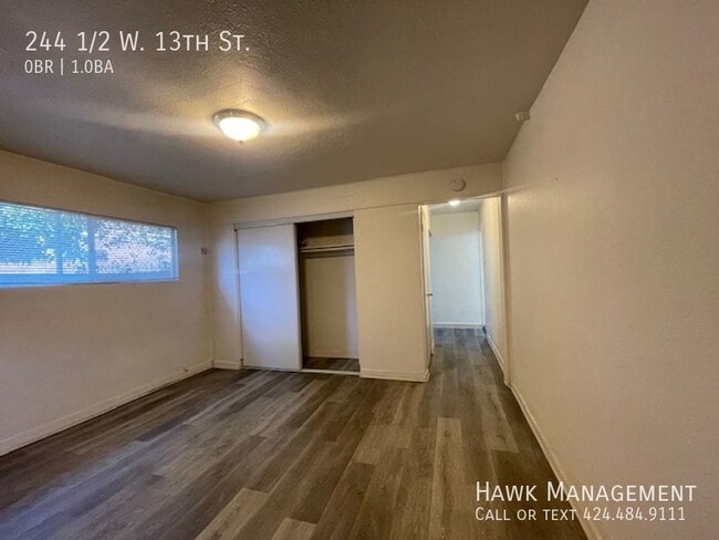 Building Photo - Charming Studio in San Pedro – 244 1/2 W. ...