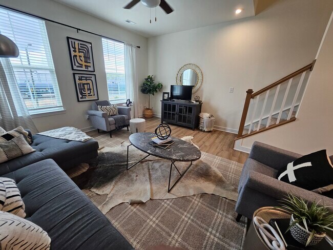 Foto del edificio - 6122 Cleburne Ct