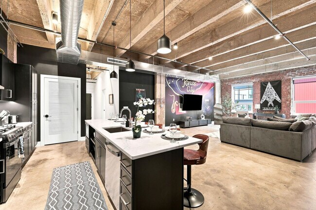 Foto del edificio - 708 E 18th St