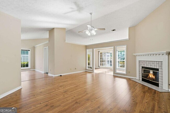 Foto del edificio - 3070 Bugle Dr