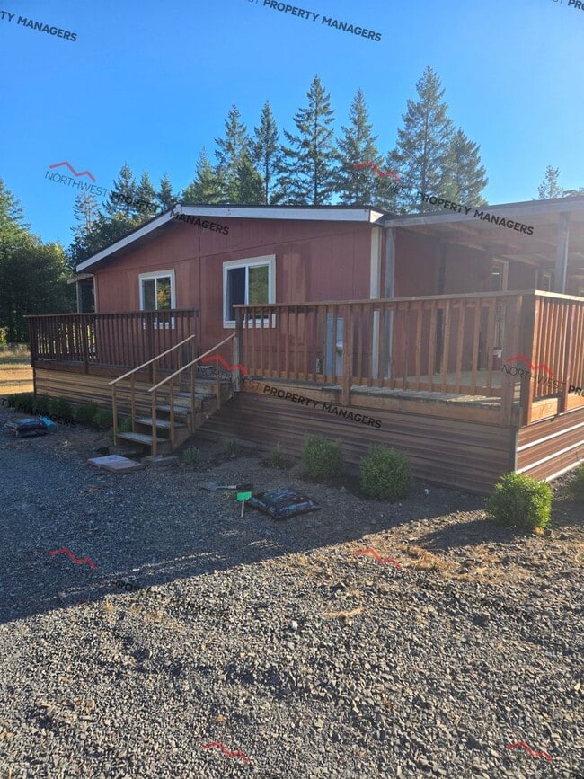 Building Photo - STATUS: AVAILABLE | R51 | $1895 + $100 for...