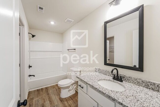 Foto del edificio - 1900! 3Bed,2Bath in Pleasant Grove AL! COMING SOON!