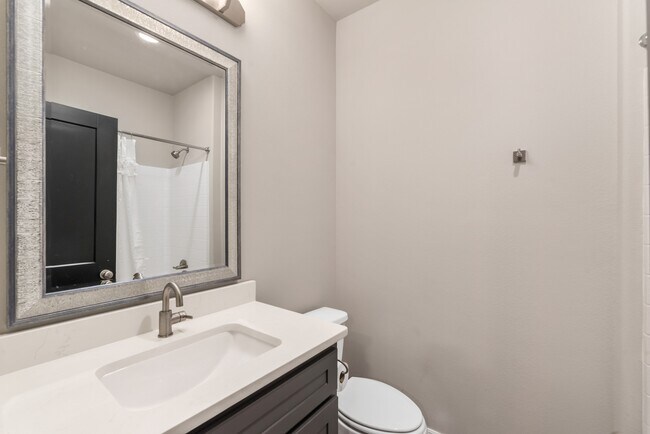 Foto del edificio - 504 Cooner St