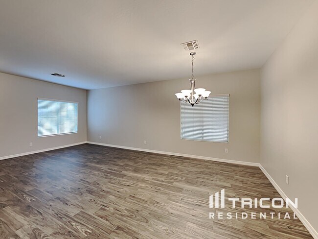 Foto del edificio - 42780 W Wild Horse Trail