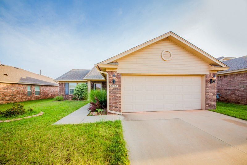 Primary Photo - 4220 Prescot Dr