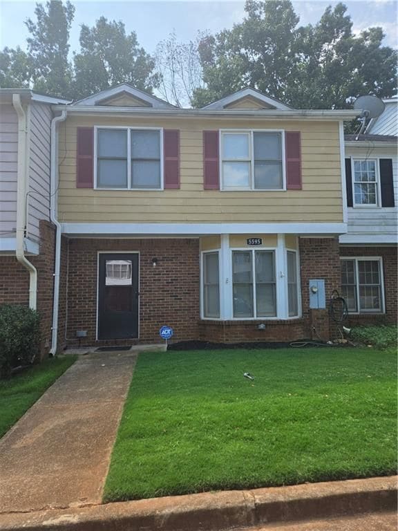 Building Photo - 5595 Wells Cir