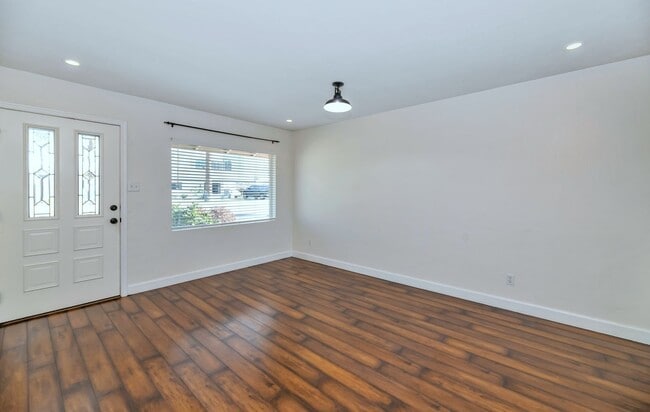 Photo - 2501 E Highland Ave House