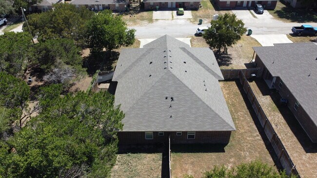 Building Photo - 1411 Natchez Trail