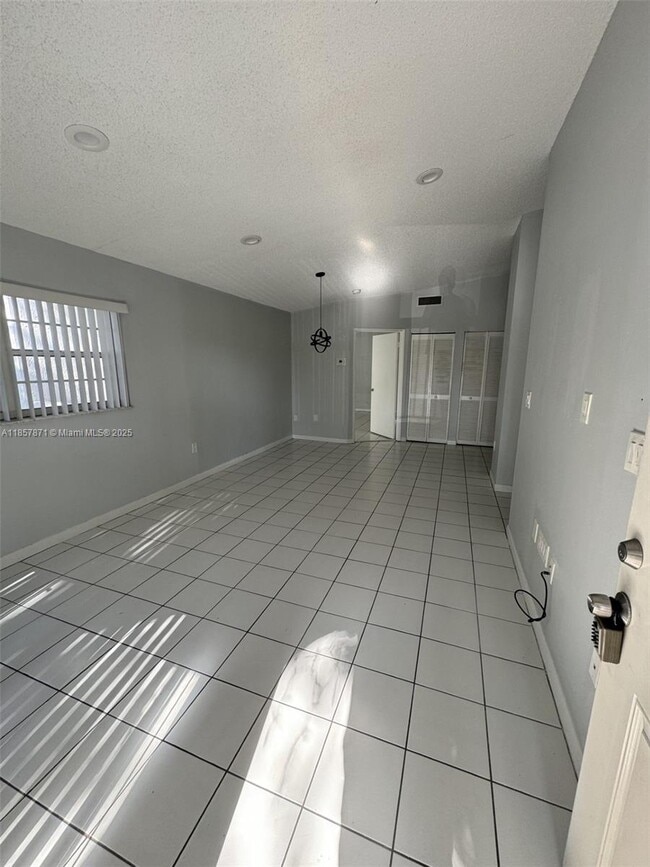 Foto del edificio - 7611 SW 153rd Ct
