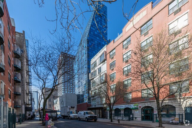 Building Photo - 109 Norfolk St
