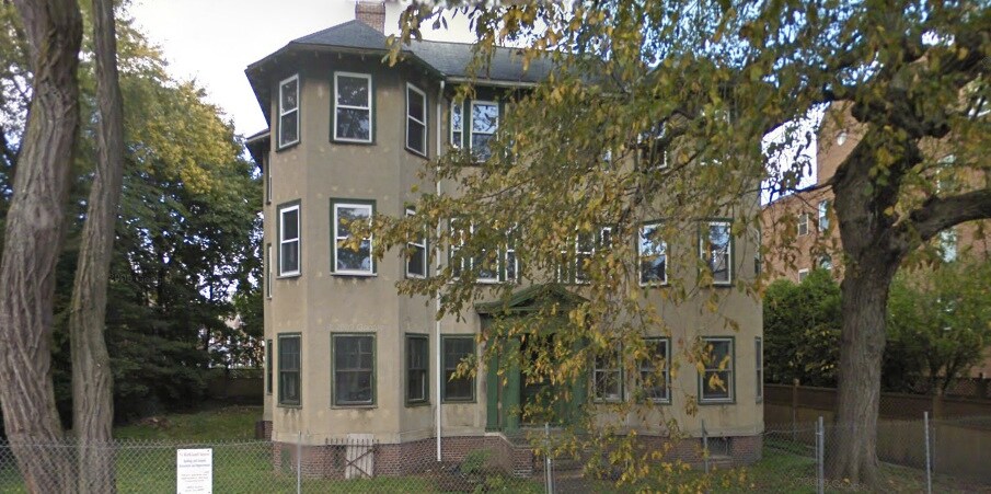 Primary Photo - 93 Kirkland St