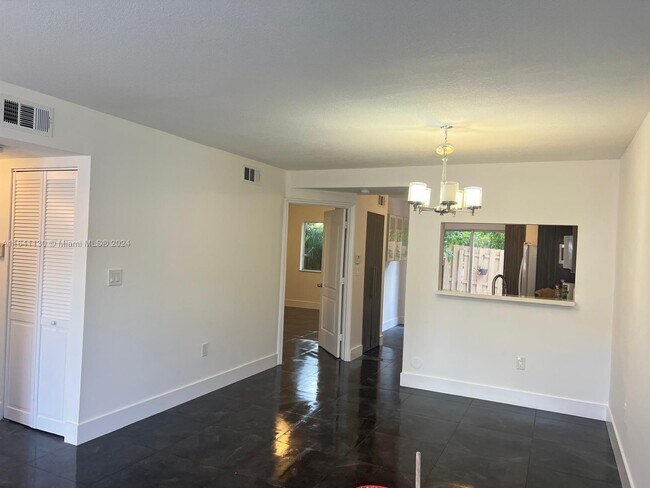 Building Photo - 13120 SW 64th Terrace