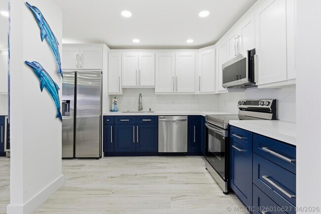 Foto del edificio - 3520 S Ocean Blvd