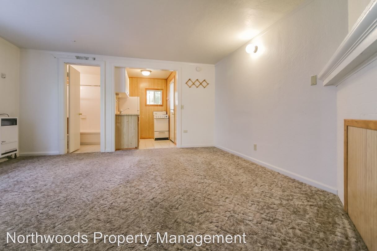 Primary Photo - 961 W 5th Ave