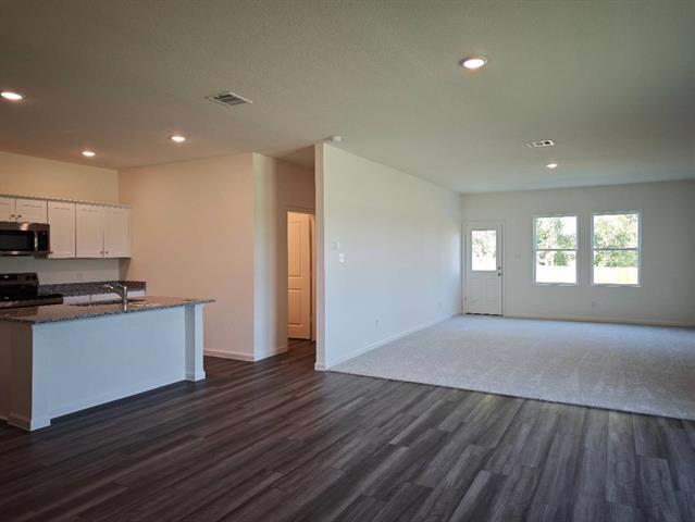 Foto del edificio - 2111 Burnwood St