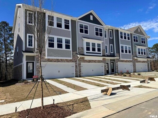 Building Photo - 5211 Deep Channel Dr