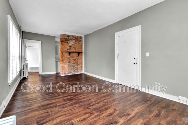 Building Photo - 135 Elmwood Ave