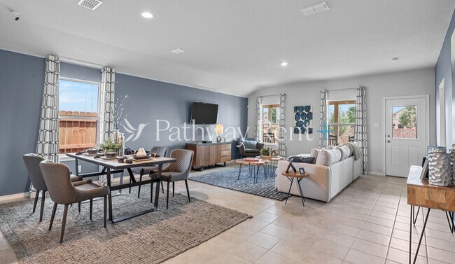 Foto del edificio - 8417 Hollymead Ln