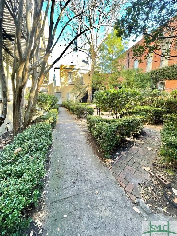 Building Photo - 312 E Liberty