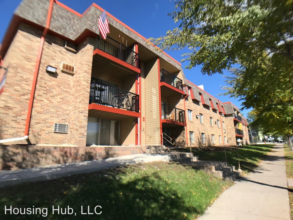 Foto principal - 795 6th St E